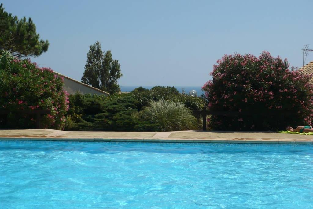 Cros Mer Et Piscine Saint-Pierre-la-Mer  Esterno foto